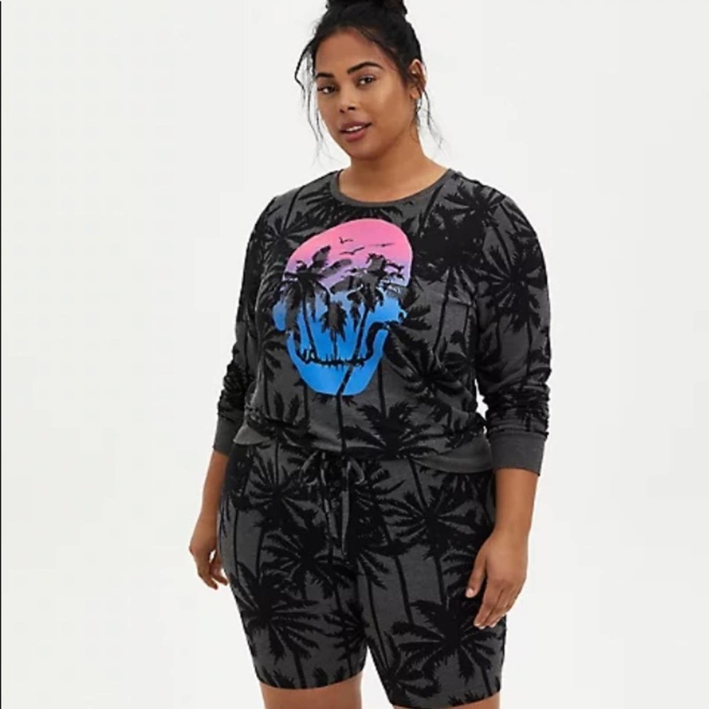 TORRID GRAY MICRO MODAL SKULL PALM TREE SLEEP SWEATSHIRT SIZE 3X NWT